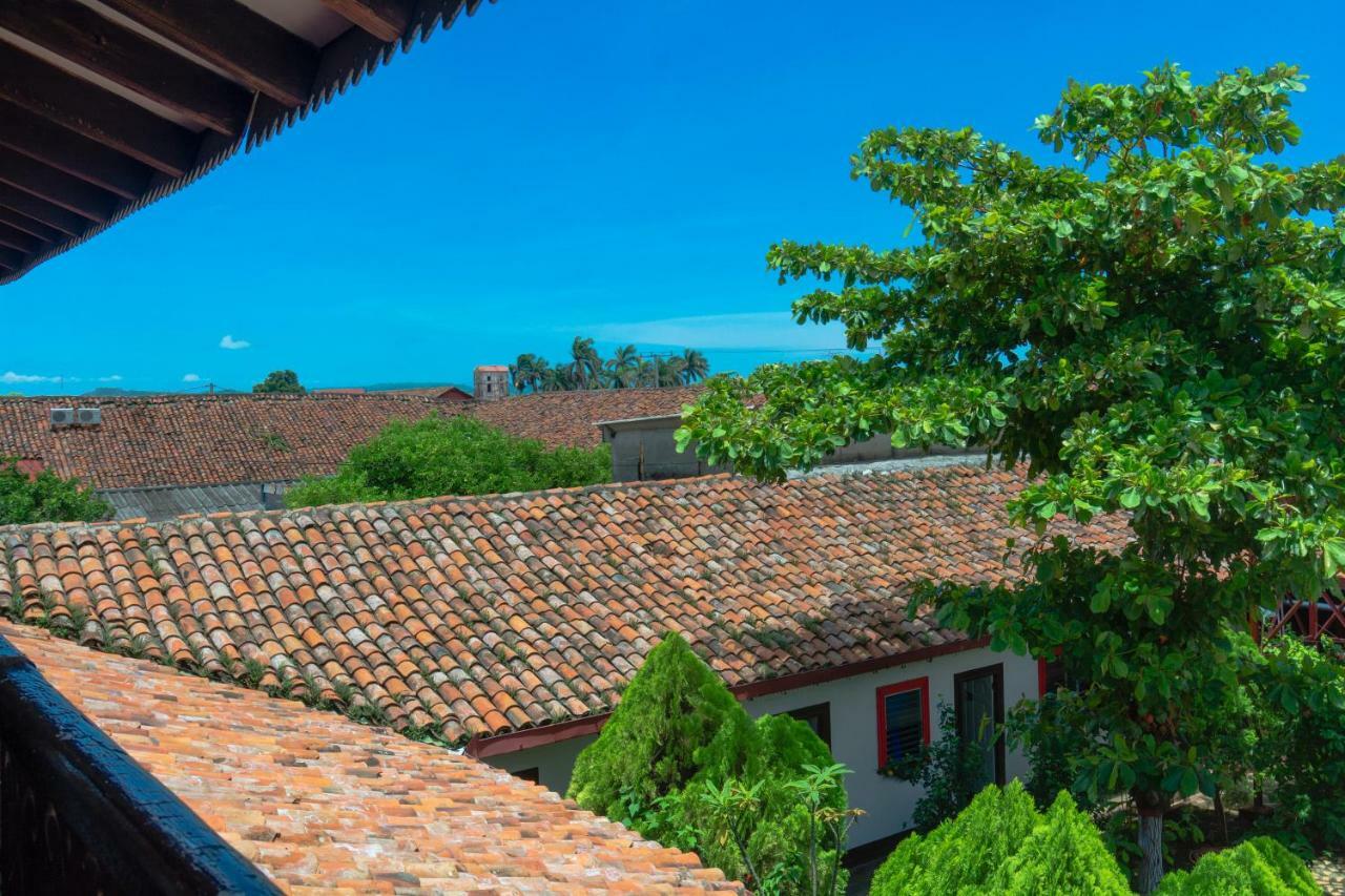 Hostal Lazybones Леон Экстерьер фото